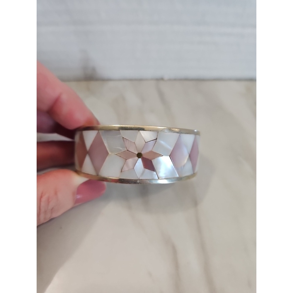 VINTAGE Alpaca Mexico Cuff Bracelet Abalone Pink Mother of Pearl Design